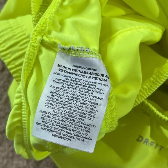 Nike Womens Modern Tempo Embossed Running Shorts Neon Yellow Size Medium - Picture 8 of 8